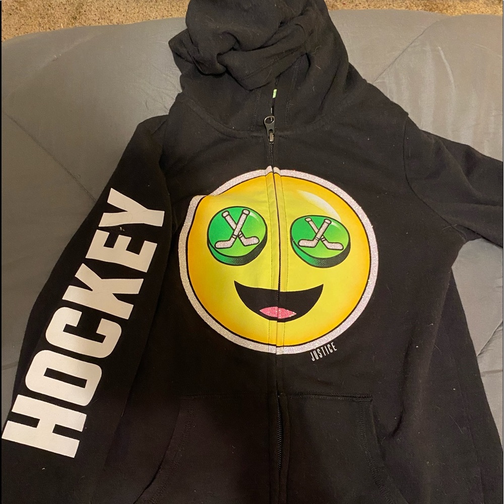 Justice girls Hockey zip hoodie, great condition.